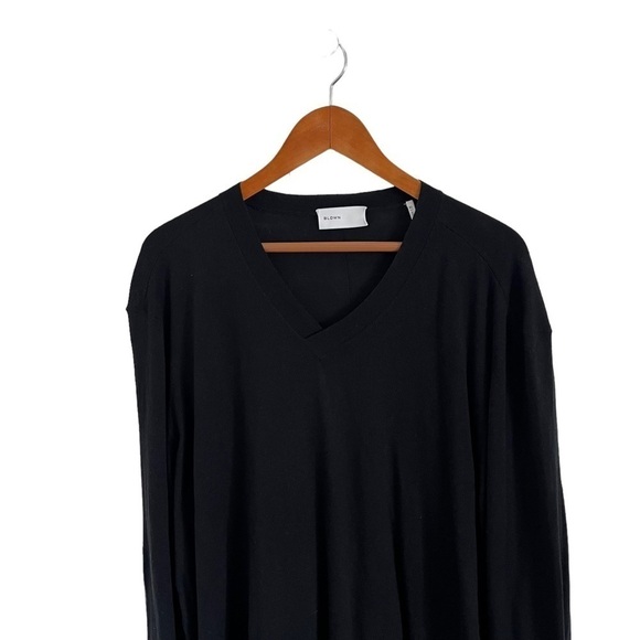 BLDWN Leo Linen V-Neck Pullover - Picture 4 of 8